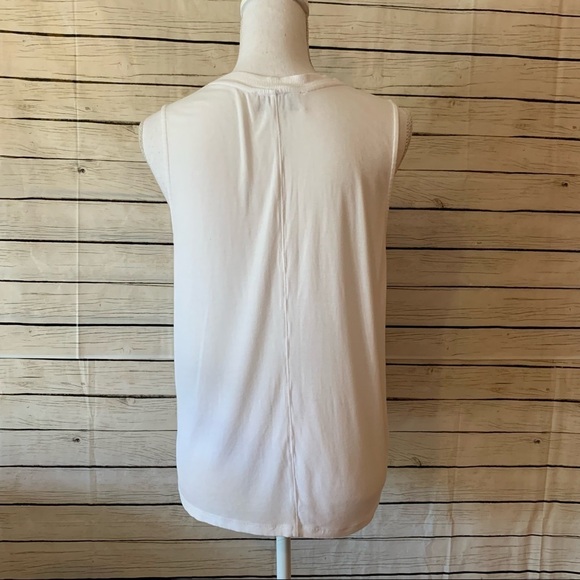 Loft Round Neck Tank Top Size Medium - Picture 7 of 8